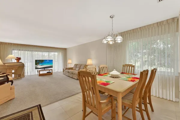 $170,000 | 1111 West Faith Circle, Unit 2006, Bradenton, FL 34212