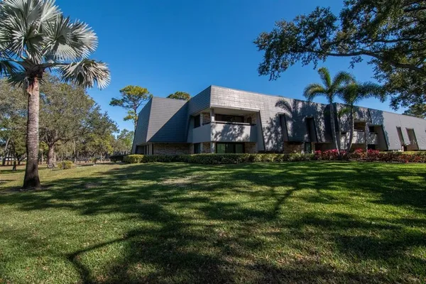 $415,000 | 36750 Highway 19, Unit 7110, Palm Harbor, FL 34684