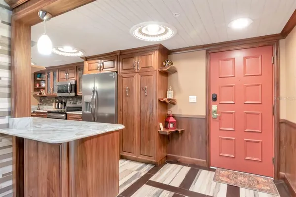 $415,000 | 36750 Highway 19, Unit 7110, Palm Harbor, FL 34684