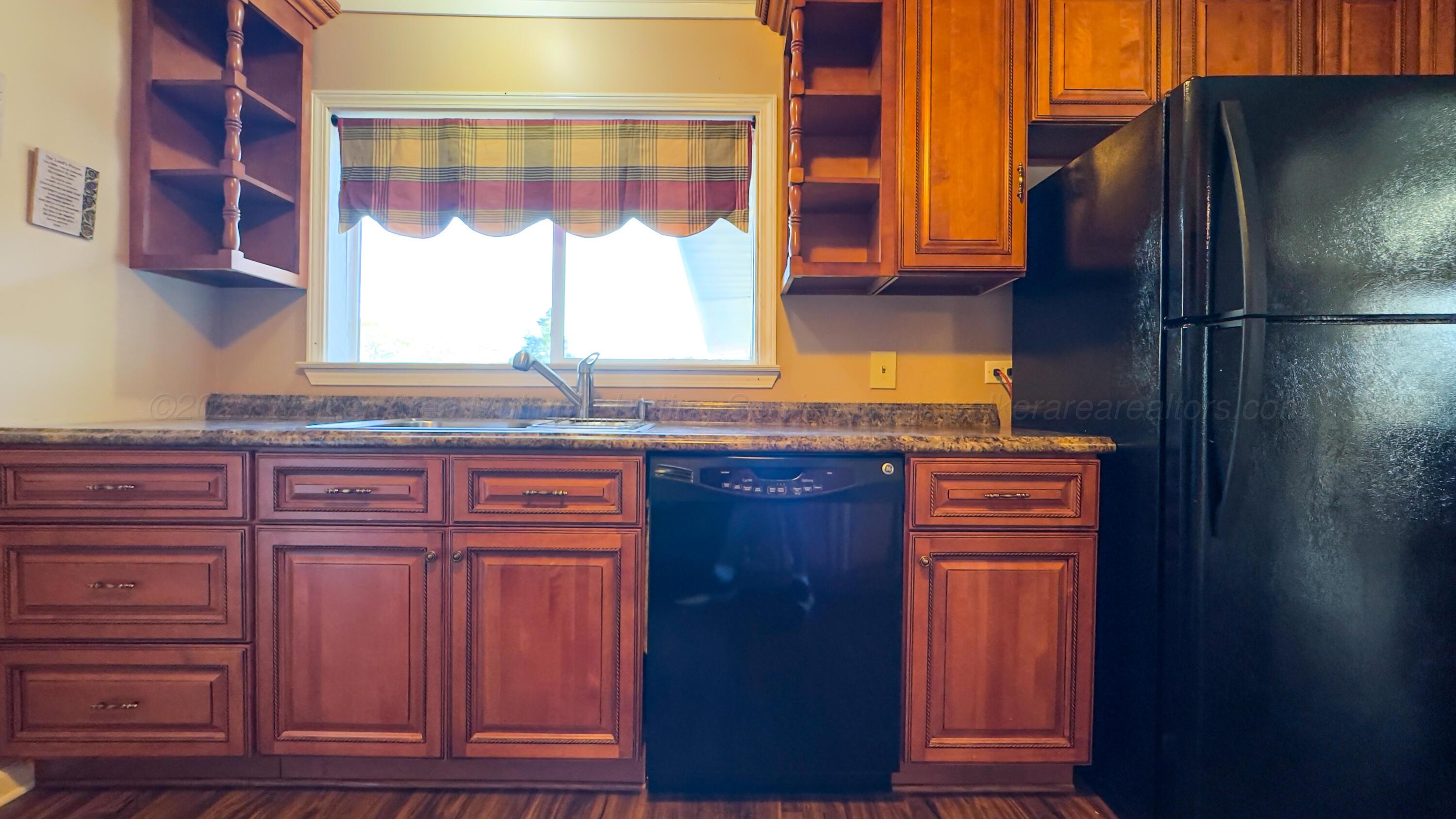 347 Tahoe Road Winfield, AL 35594 - Photo 10 of 40 IMG_3521