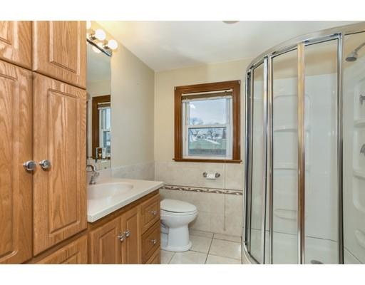 21 Violet Road Peabody, MA 01960 - Photo 12 of 22 Gallery Image 12