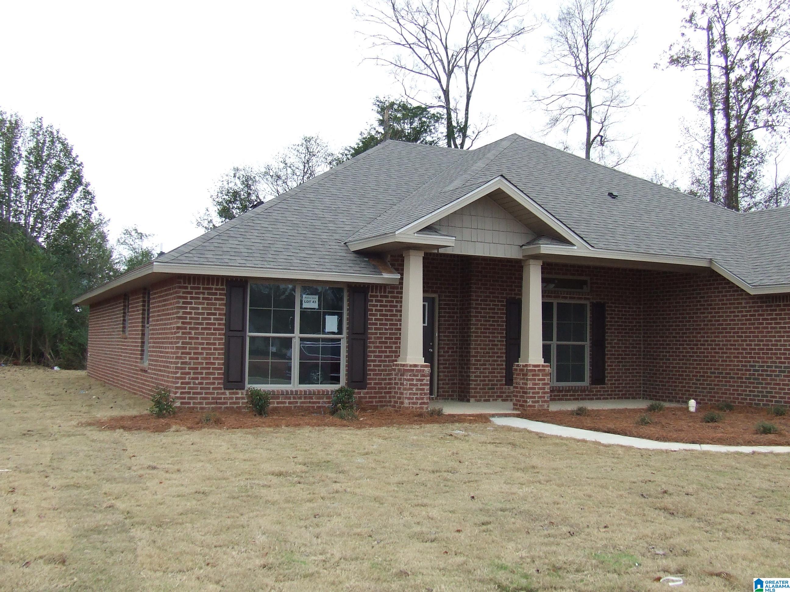 409 Harless Lane Alabaster, AL 35007 - Photo 3 of 4