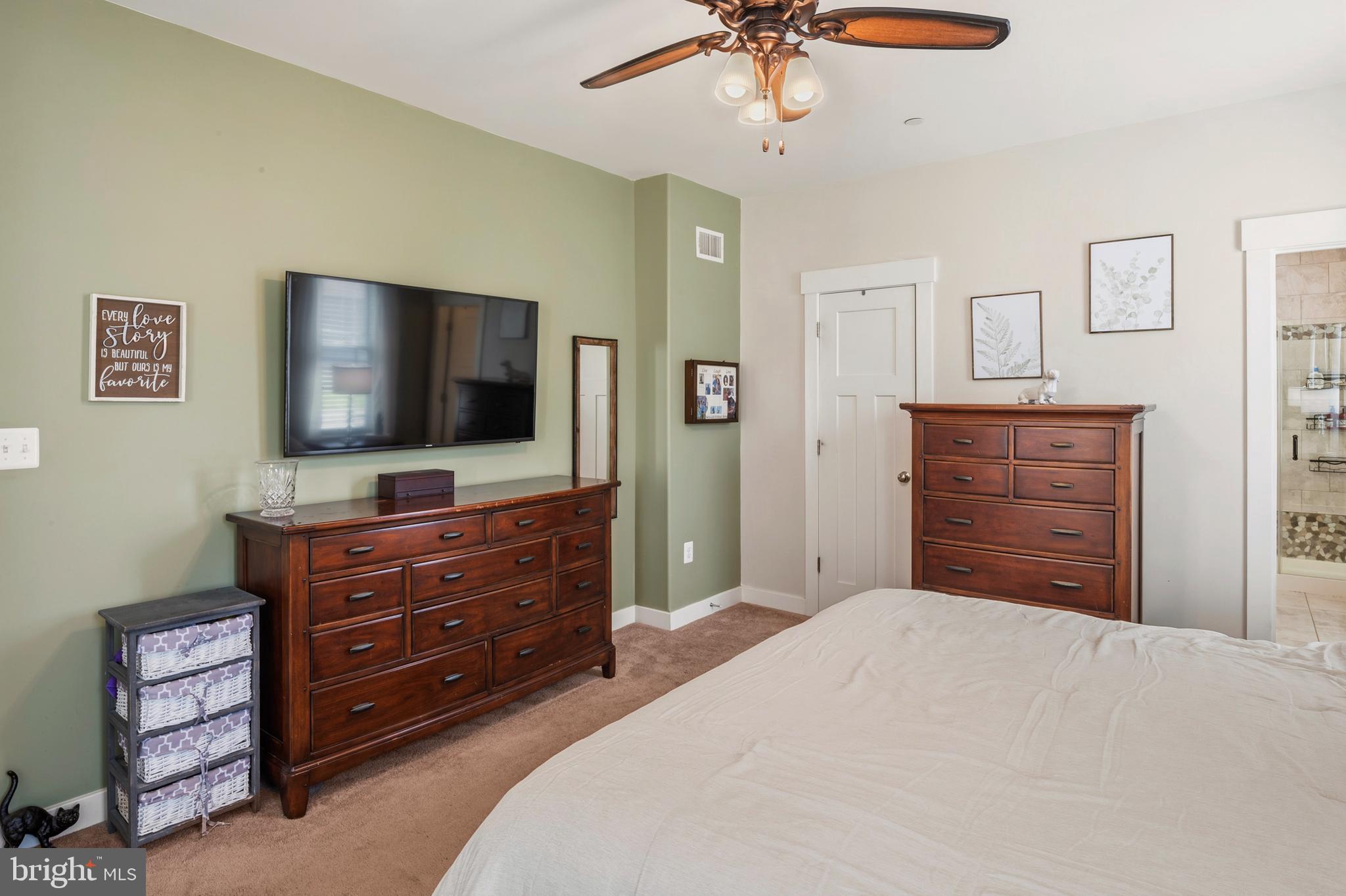 1002 Skiff Cove Road Edgewater, MD 21037 - Photo 22 of 47 Primary Bedroom (alt view)