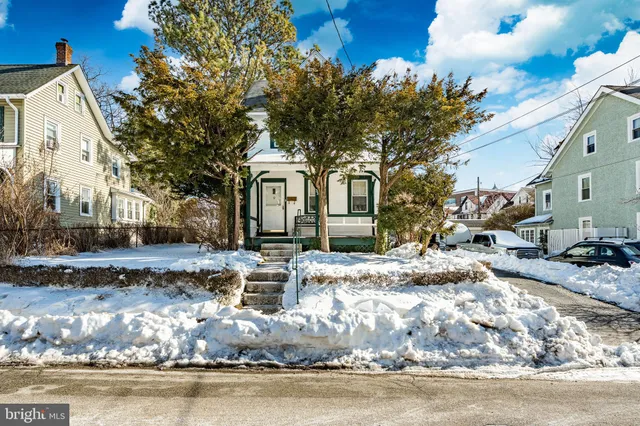 $465,000 | 33 South Merion Avenue, Bryn Mawr, PA 19010