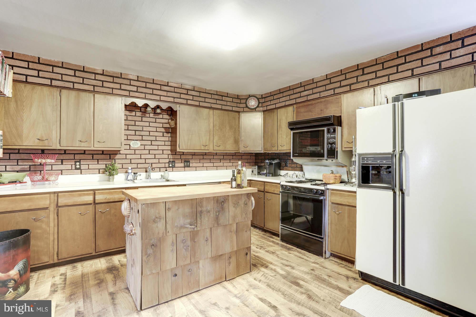 15819 Bond Mill Road Laurel, MD 20707 - Photo 9 of 30 Kitchen