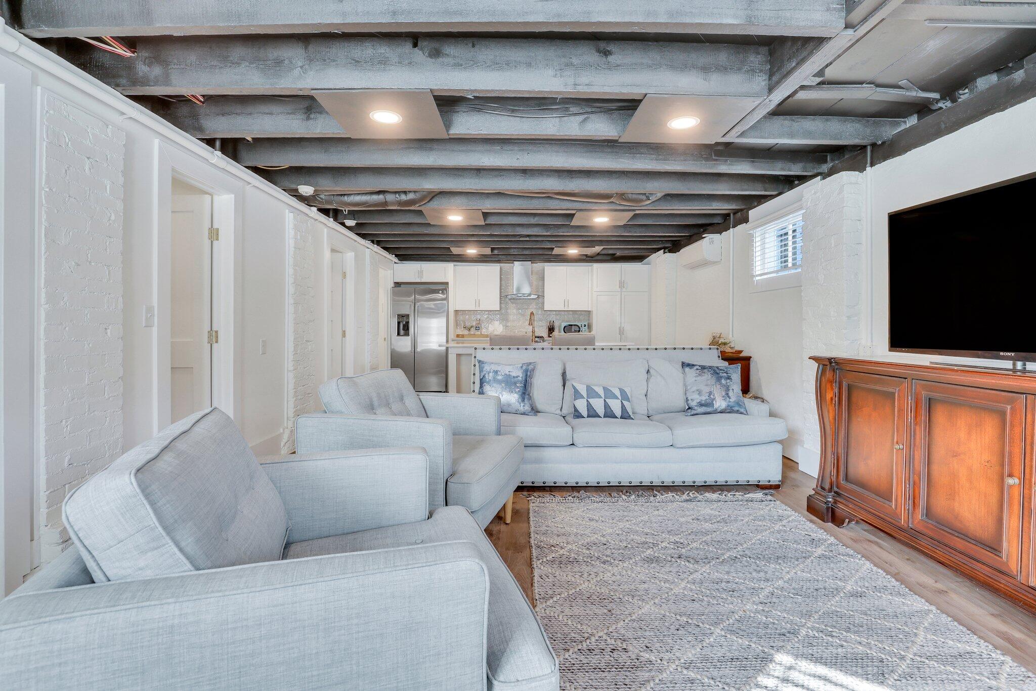 150 Spring Street Charleston, SC 29403 - Photo 12 of 130 10-web-or-mls-0O3A4339