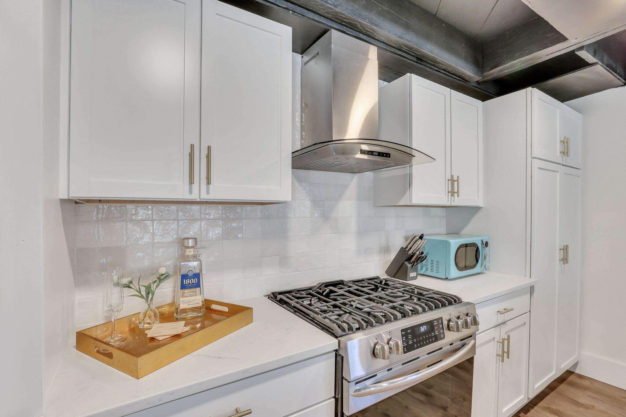 150 Spring Street Charleston, SC 29403 - Photo 18 of 130 19-web-or-mls-0O3A4404