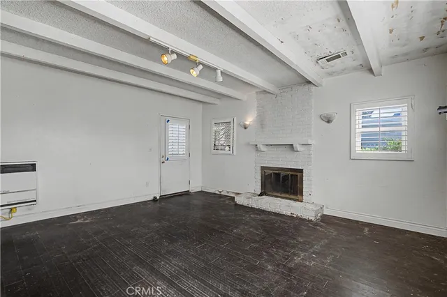 $630,000 | 433 Jerry Drive, Port Hueneme, CA 93041