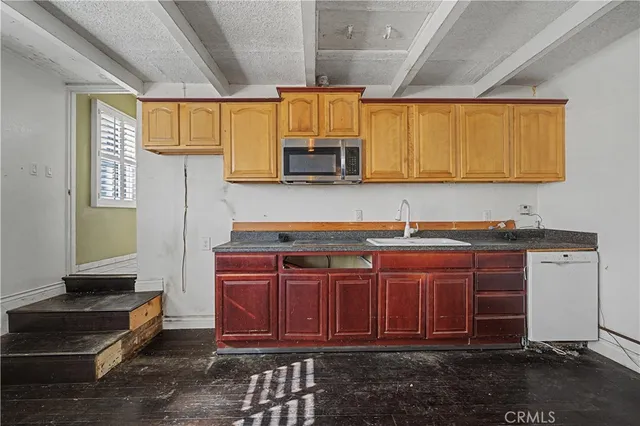 $630,000 | 433 Jerry Drive, Port Hueneme, CA 93041