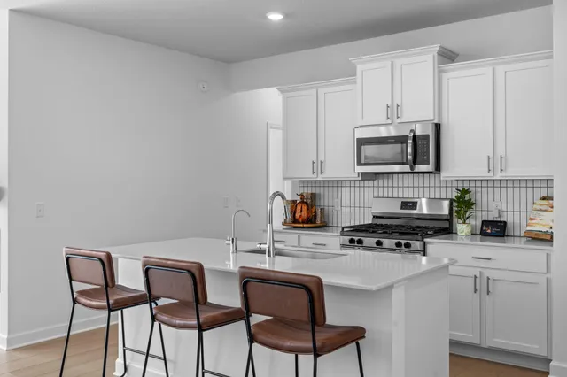 $500,000 | 14373 Allerton Way, Rosemount, MN 55068