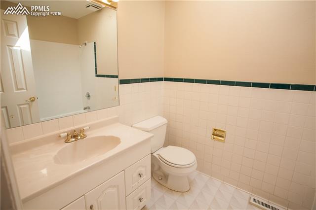 1605 Collins Road Colorado Springs, CO 80920 - Photo 11 of 15