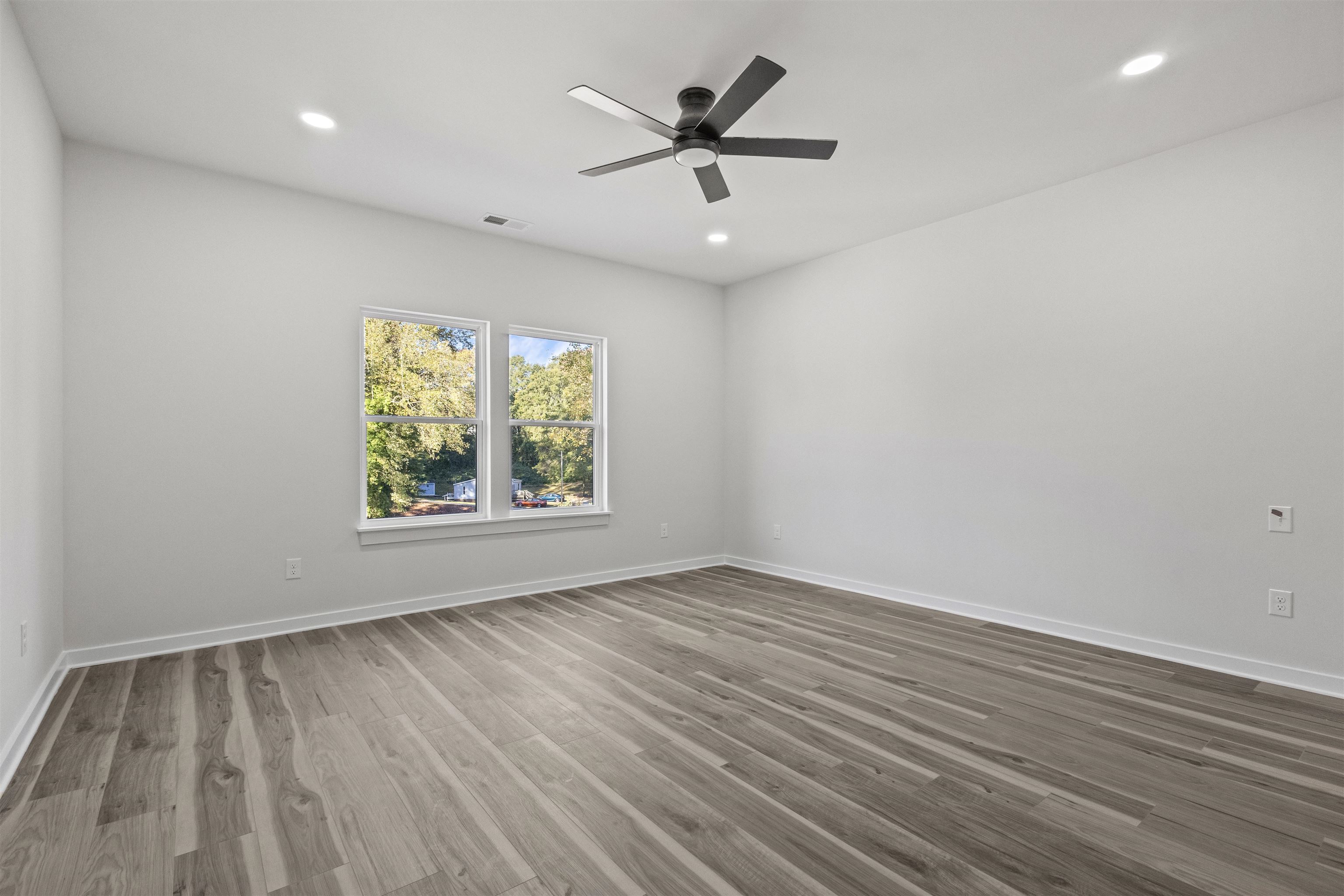 101 Daisy Drive Easley, SC 29640 - Photo 18 of 38