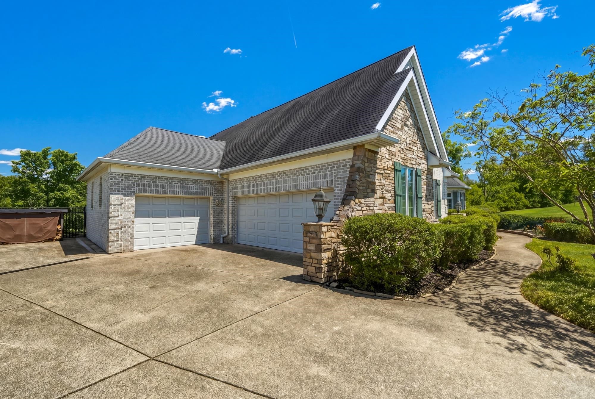 276 Longwood Road Huntington, WV 25705 - Photo 27 of 32 Gallery Image 27