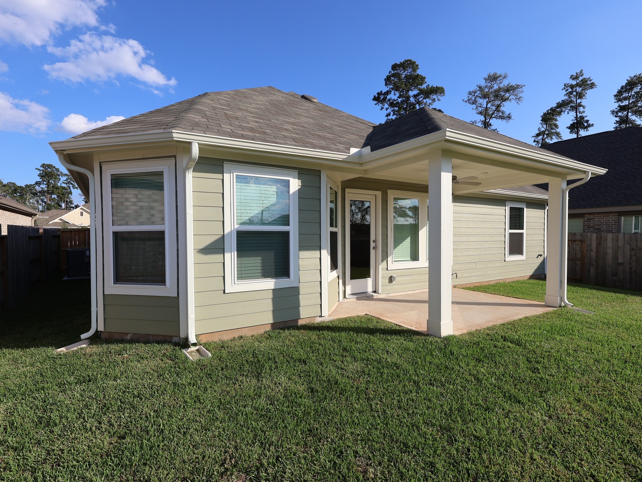 830 Falling Cave Drive Willis, TX 77378 - Photo 32 of 38