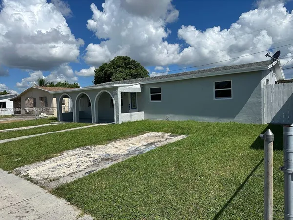 $3,100 | 10745 Southwest 222nd Street, Unit 10745, Miami, FL 33170