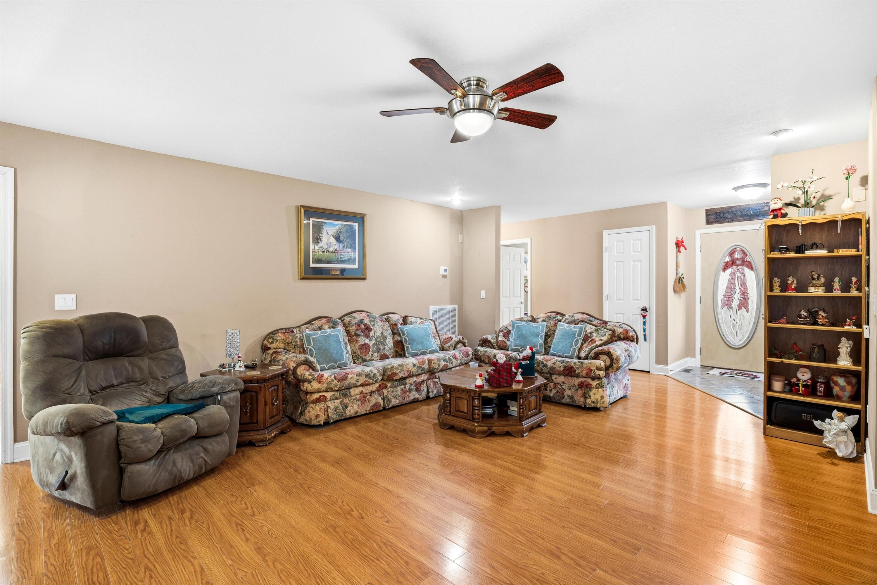 524 East Teems Road Ringgold, GA 30736 - Photo 10 of 61 10-IMG_8663