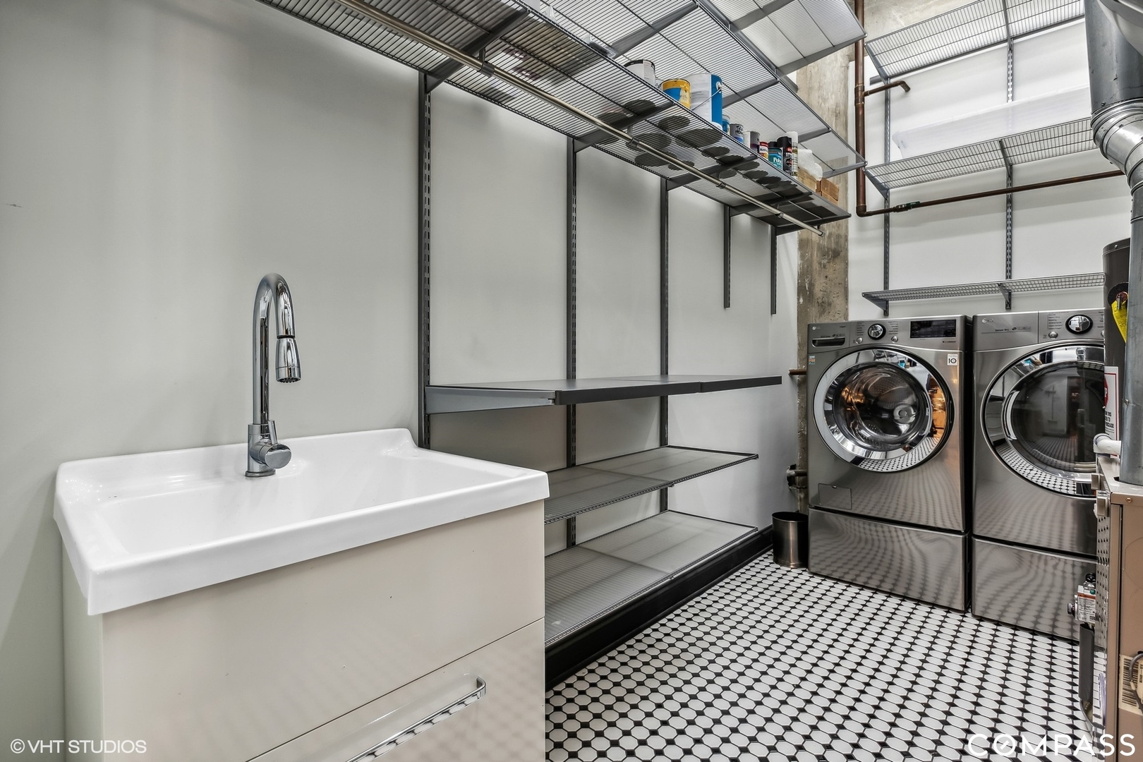 850 West Adams Street, Unit 2E Chicago, IL 60607 - Photo 31 of 36 a utility room with dryer and washer
