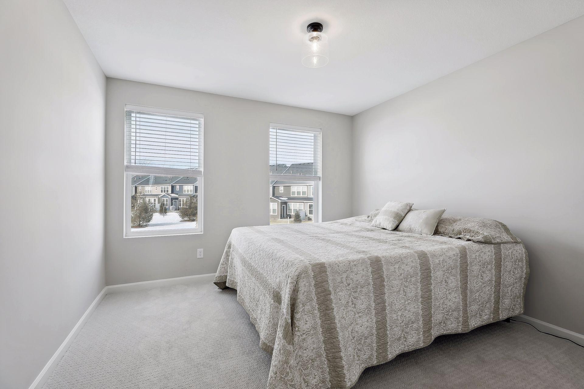 11311 Brookview Road Woodbury, MN 55129 - Photo 20 of 27