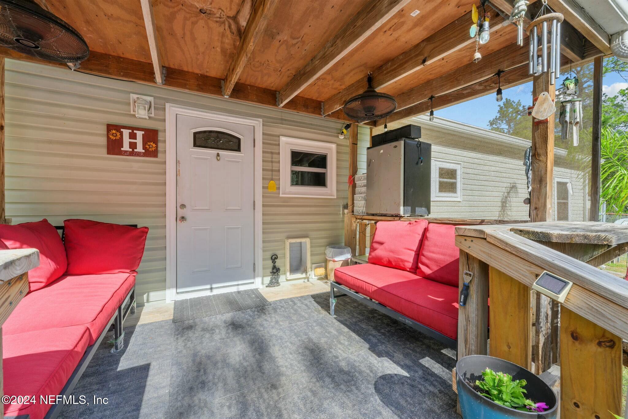 135 East Satsuma Road Palatka, FL 32177 - Photo 23 of 32 Back porch