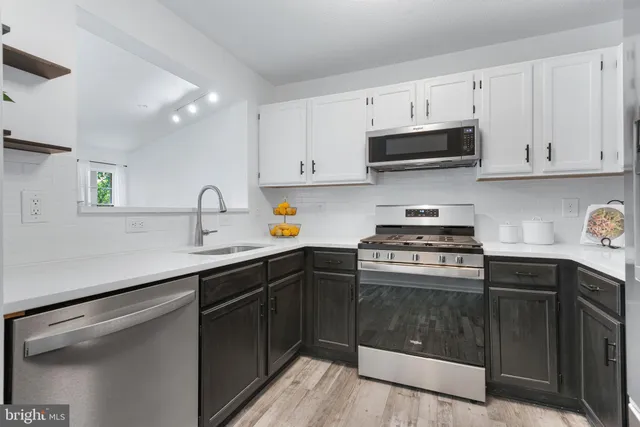 $2,600 | 12004 Taliesin Place, Unit 32, Reston, VA 20190