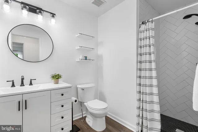 $2,600 | 12004 Taliesin Place, Unit 32, Reston, VA 20190