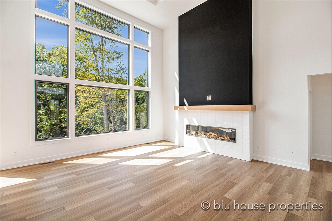 245 Tallman Ridge Grand Rapids, MI 49504 - Photo 7 of 23