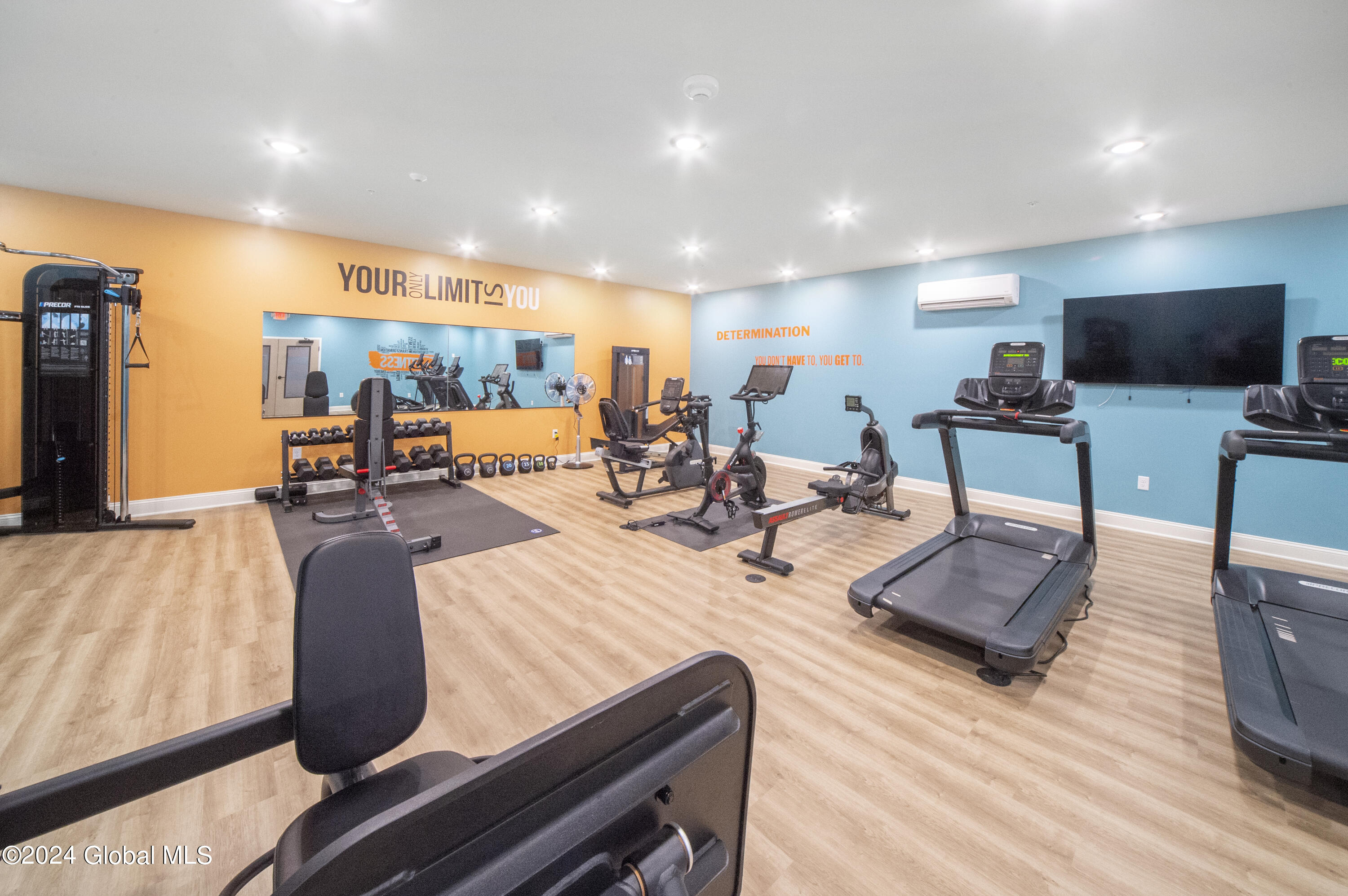 28 Everett Rd Extension Albany, NY 12205 - Photo 17 of 20 Montage