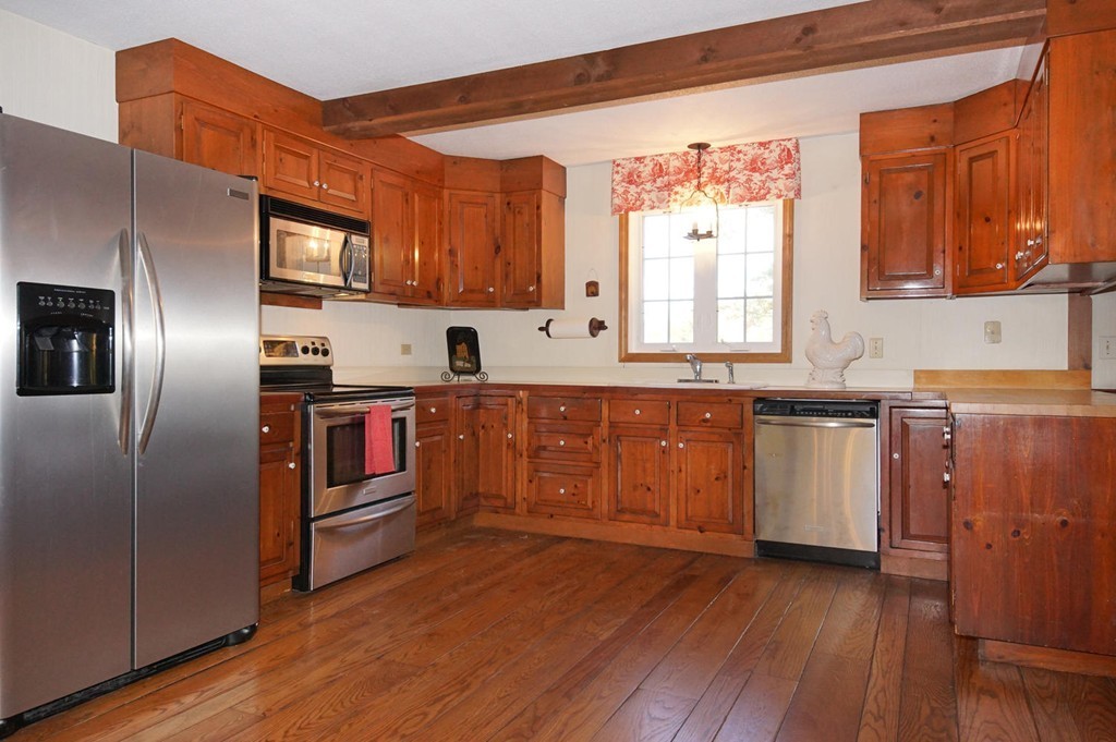 91 Hubbardston Road Princeton, MA 01541 - Photo 7 of 28