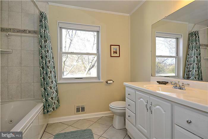 10314 Julep Avenue Silver Spring, MD 20902 - Photo 11 of 29 Bath