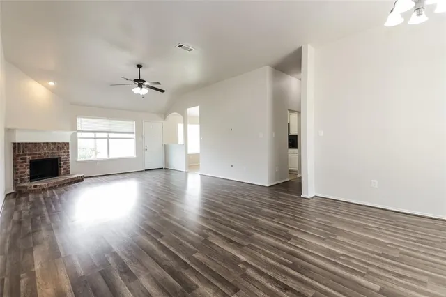 $1,990 | 824 Matthew Lane, Royse City, TX 75189