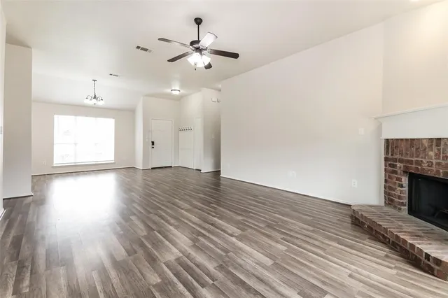 $1,990 | 824 Matthew Lane, Royse City, TX 75189