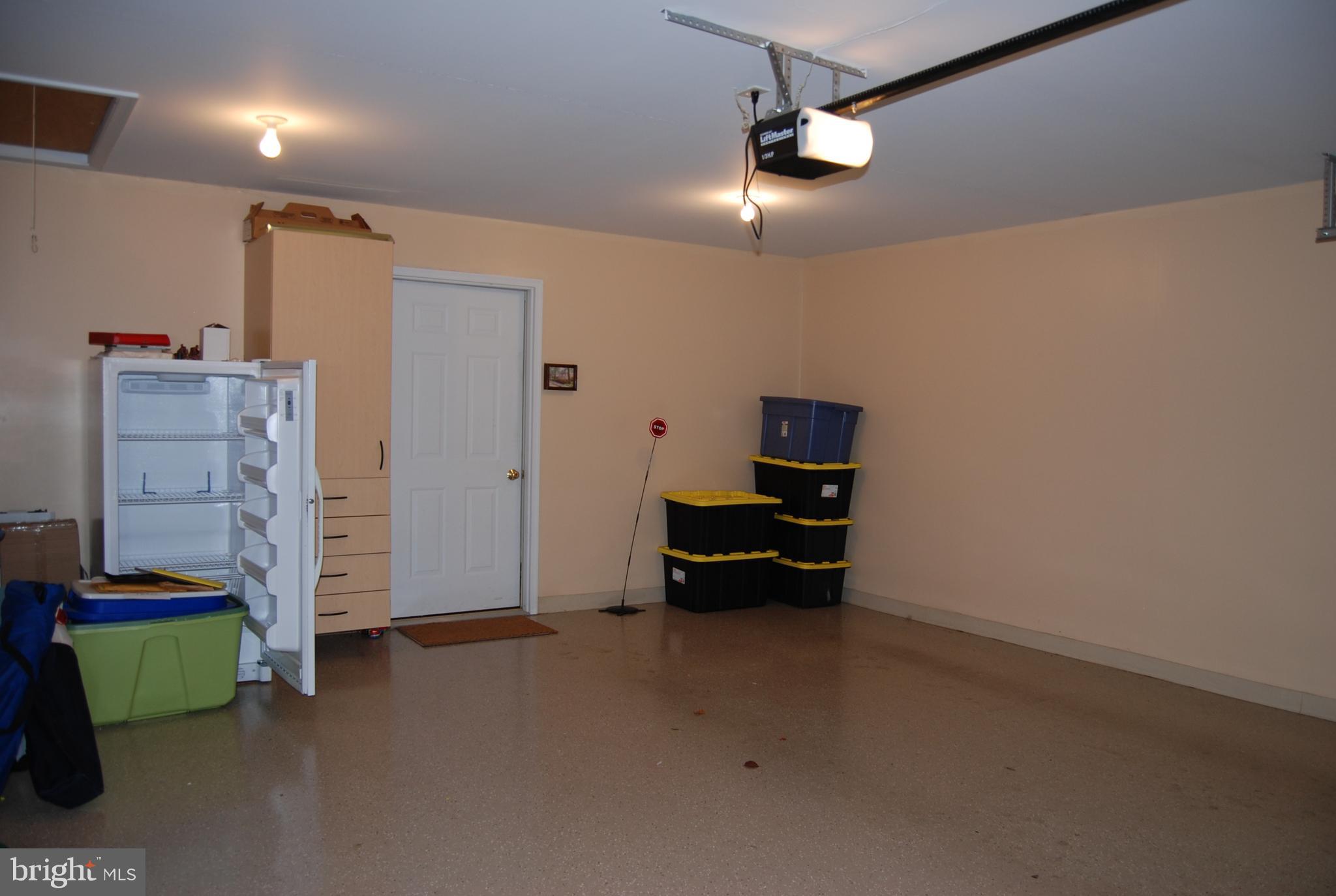 7028 Seneca Ridge Drive York, PA 17403 - Photo 18 of 20 Gallery Image 18