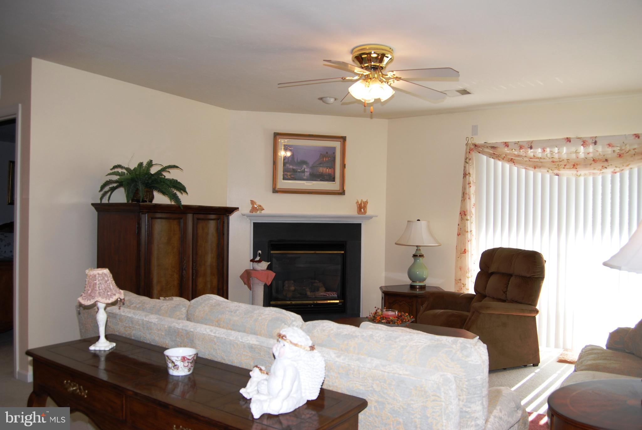 7028 Seneca Ridge Drive York, PA 17403 - Photo 4 of 20 Gallery Image 4