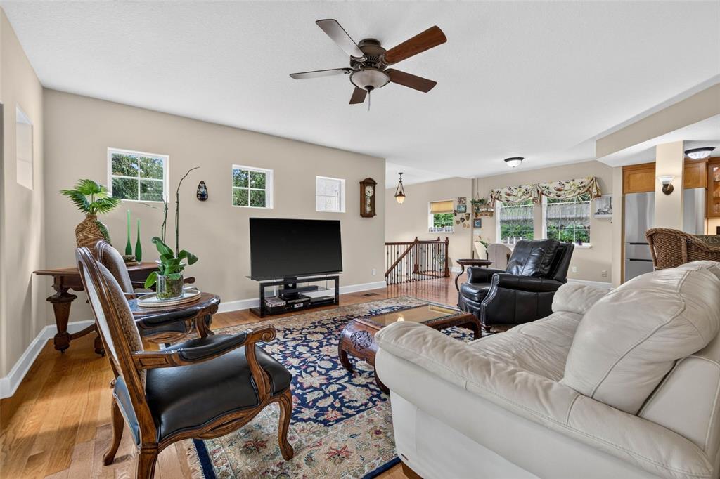 322 Roebling Road South Belleair, FL 33756 - Photo 11 of 46
