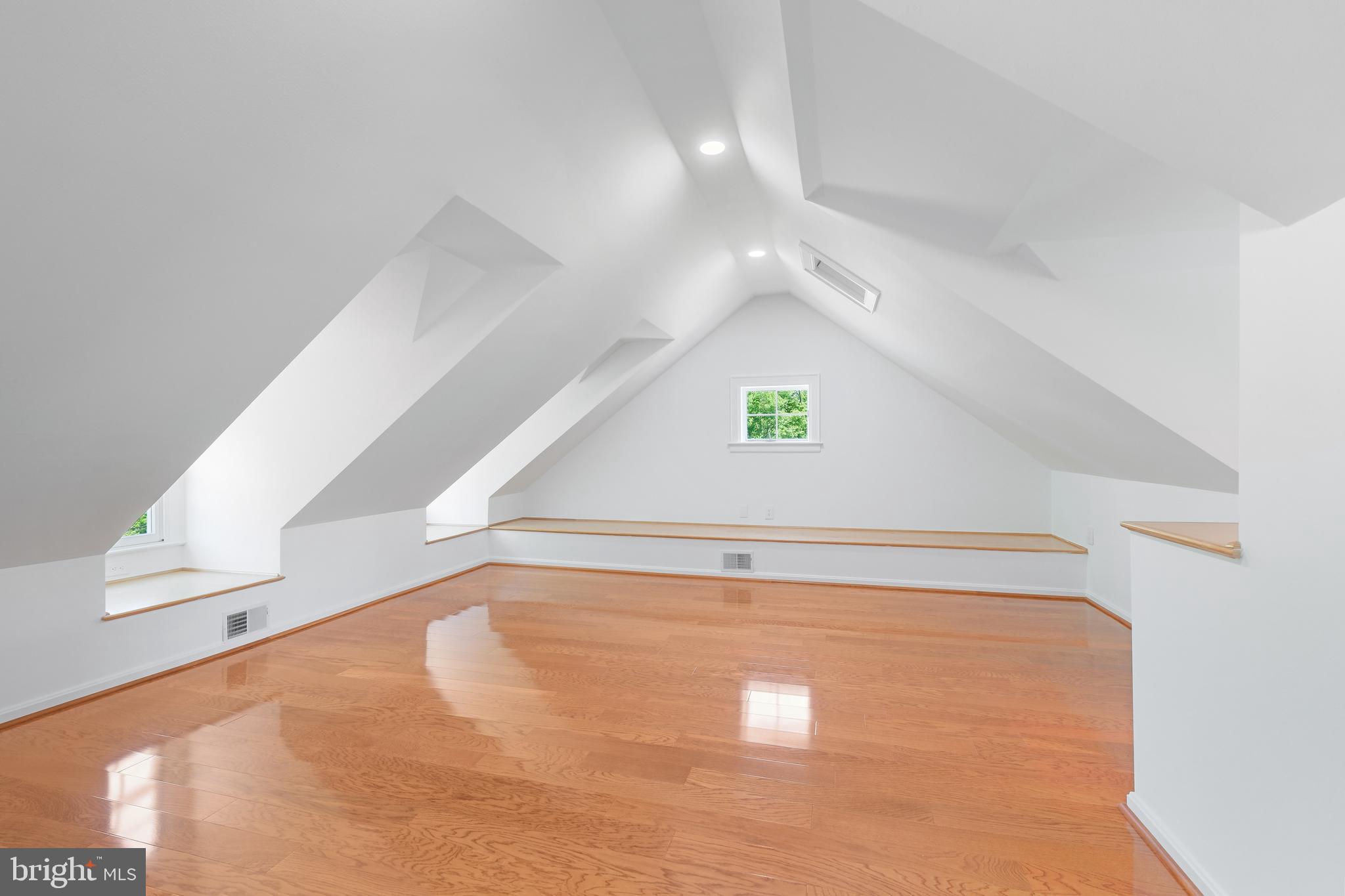4400 Ridge Street Chevy Chase, MD 20815 - Photo 22 of 45