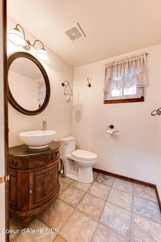 $529,000 | 10 Lewiston Avenue, Pinehurst, ID 83850