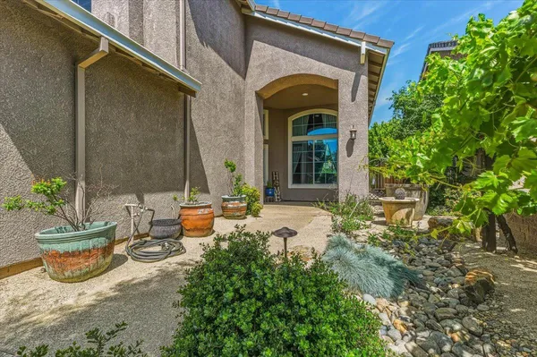 $669,500 | 2735 Tejon Street, Lodi, CA 95242