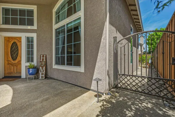 $669,500 | 2735 Tejon Street, Lodi, CA 95242