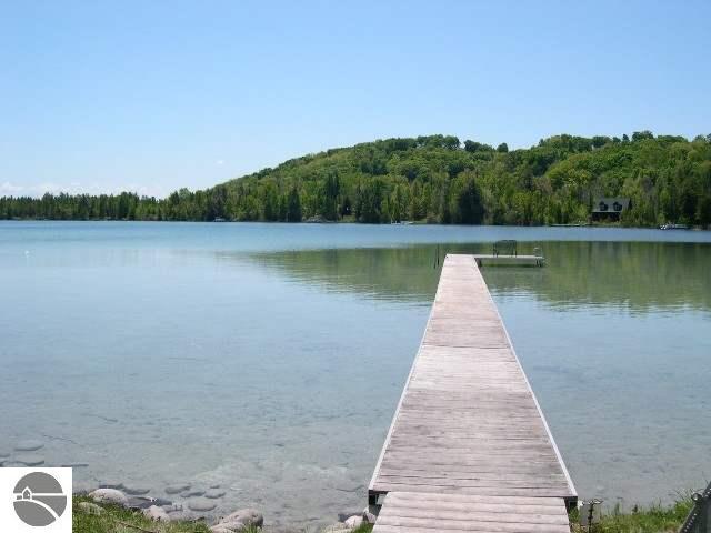 463 West Traverse Lake Road Maple City, MI 49664 - Photo 9 of 9 1646229-8.JPG