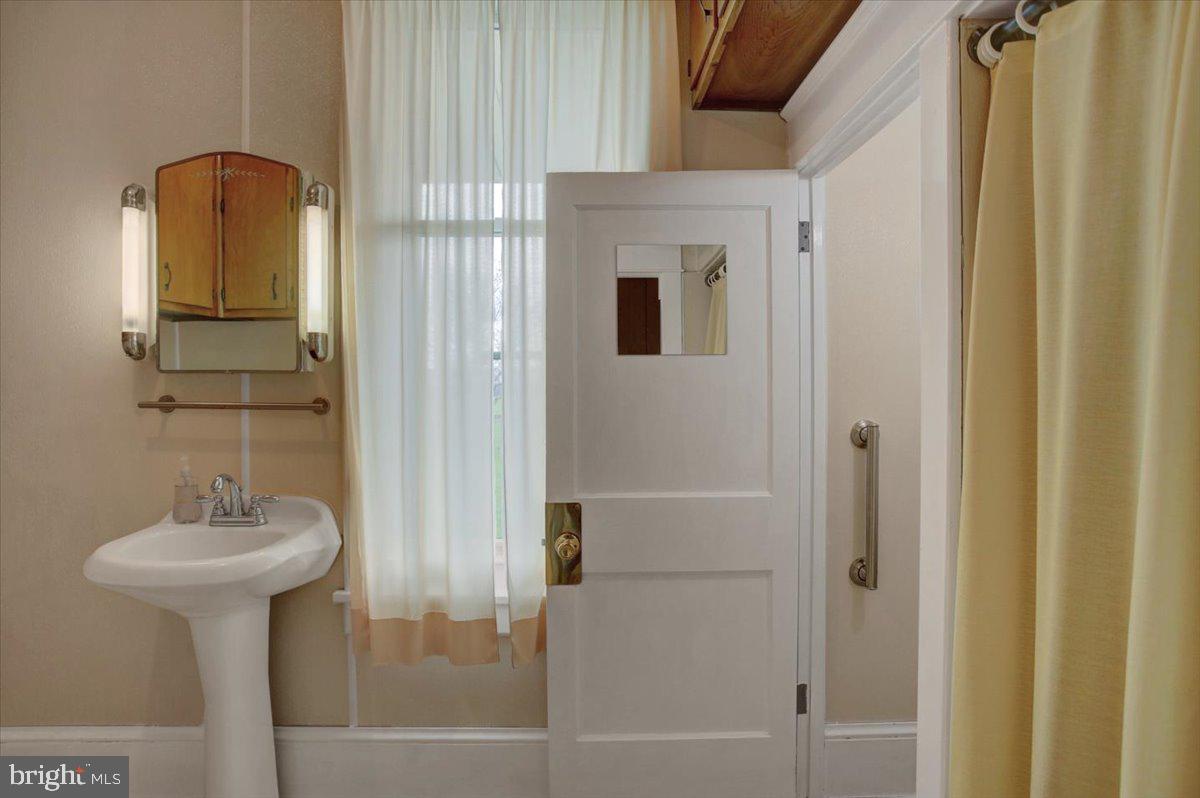 20667 Millers Church Road Hagerstown, MD 21742 - Photo 14 of 43