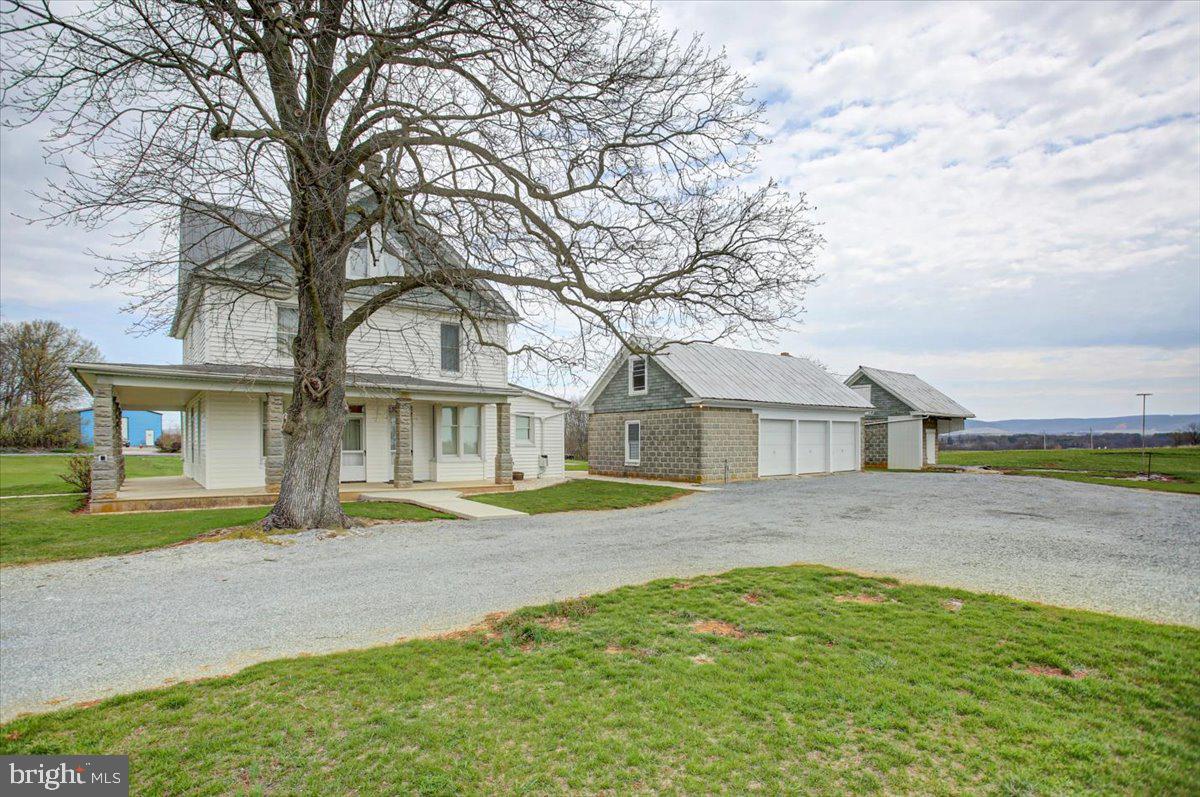 20667 Millers Church Road Hagerstown, MD 21742 - Photo 3 of 43