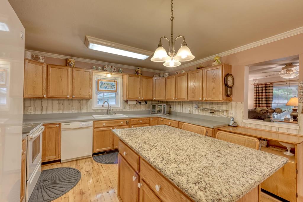 288 12 Point Road Blairsville, GA 30512 - Photo 36 of 76