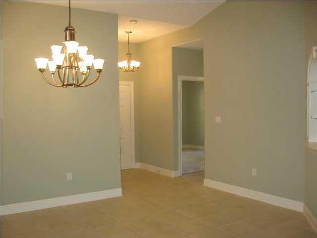 263 Diamond Cove, Unit 263 Destin, FL 32541 - Photo 13 of 24 a bathroom with a shower