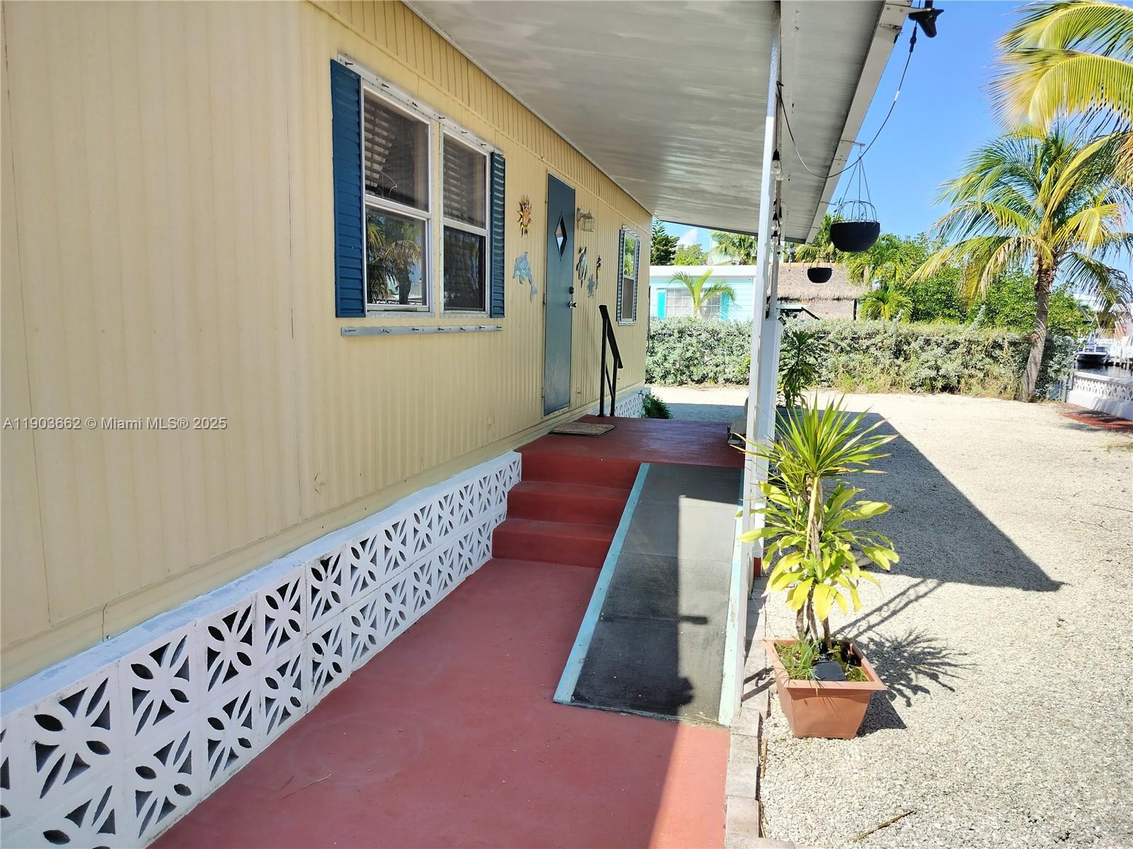 206 West 2nd Court Key Largo, FL 33037 - Photo 6 of 53