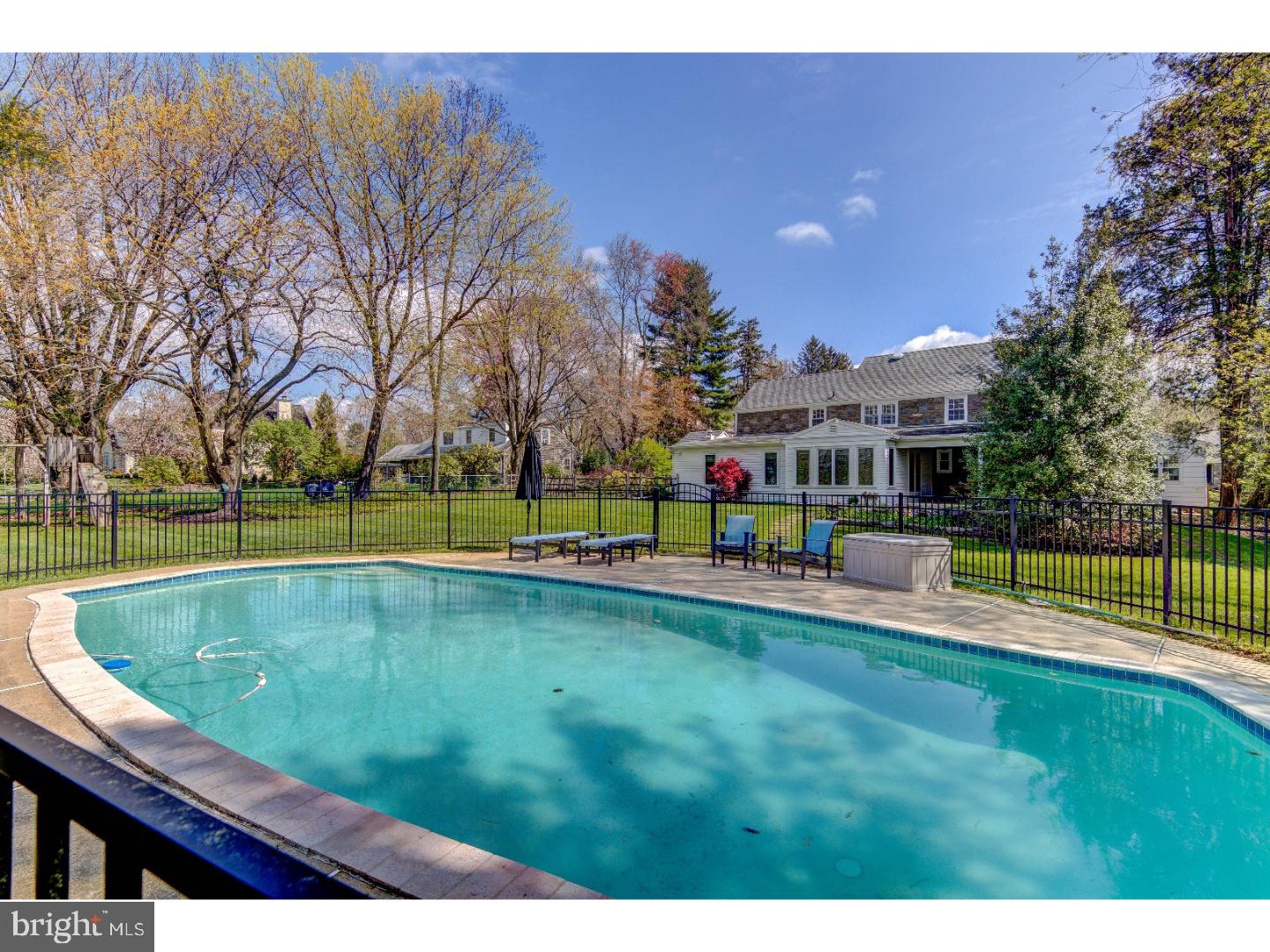 528 Atterbury Road Villanova, PA 19085 - Photo 24 of 25