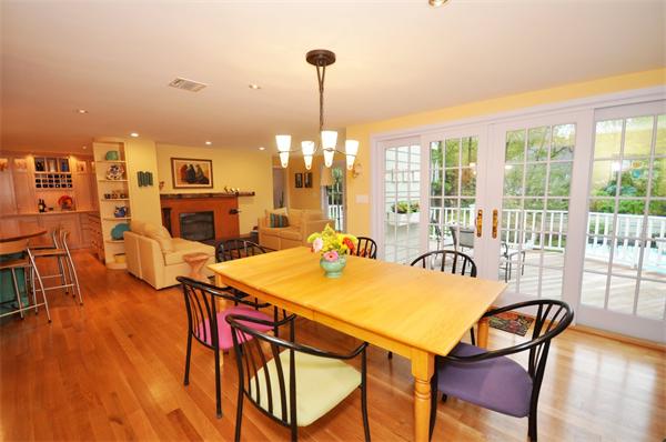 67 Authors Road Concord, MA 01742 - Photo 5 of 22
