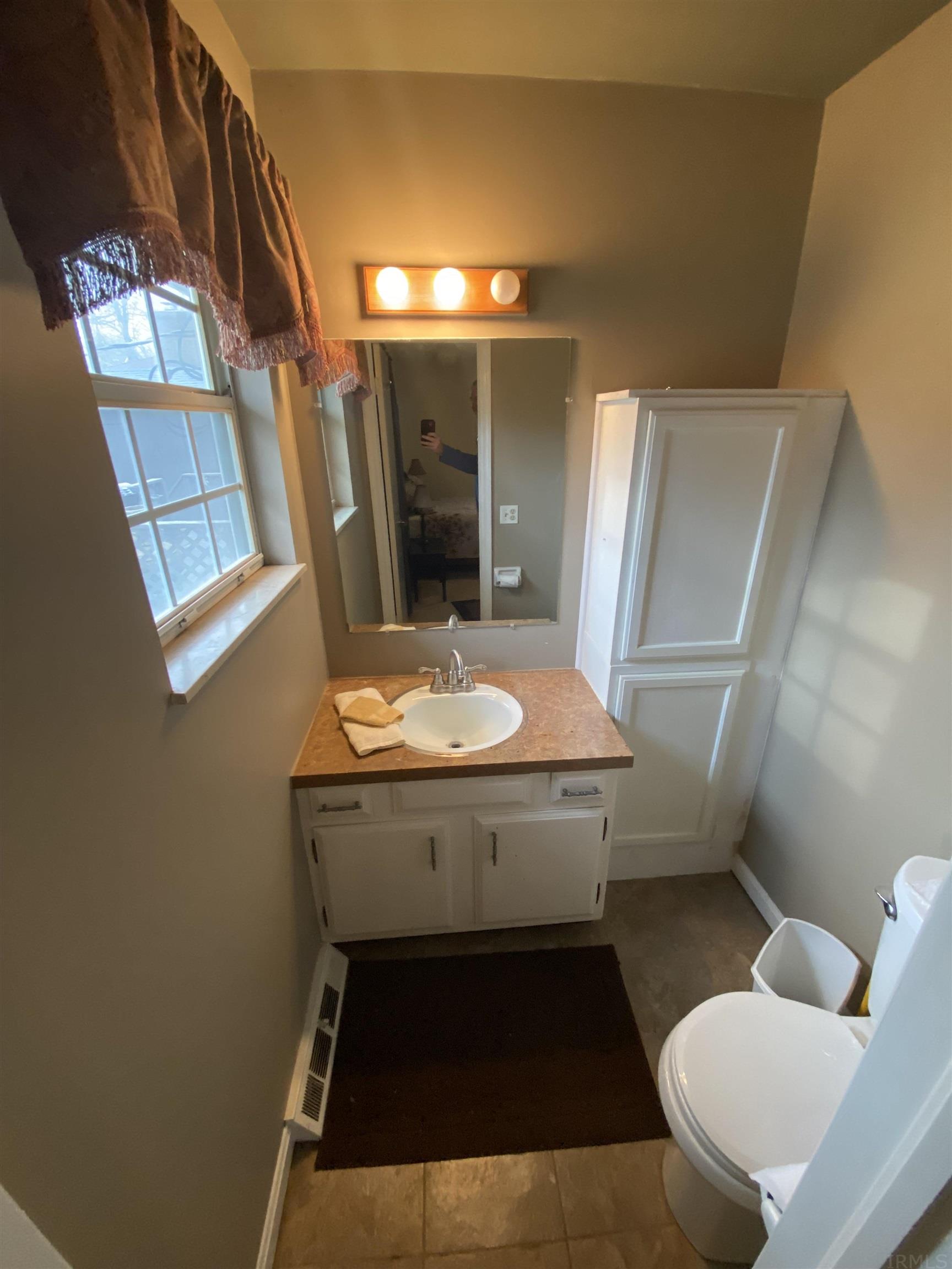 1755 Fuquay Road Newburgh, IN 47630 - Photo 11 of 16 Gallery Image 11