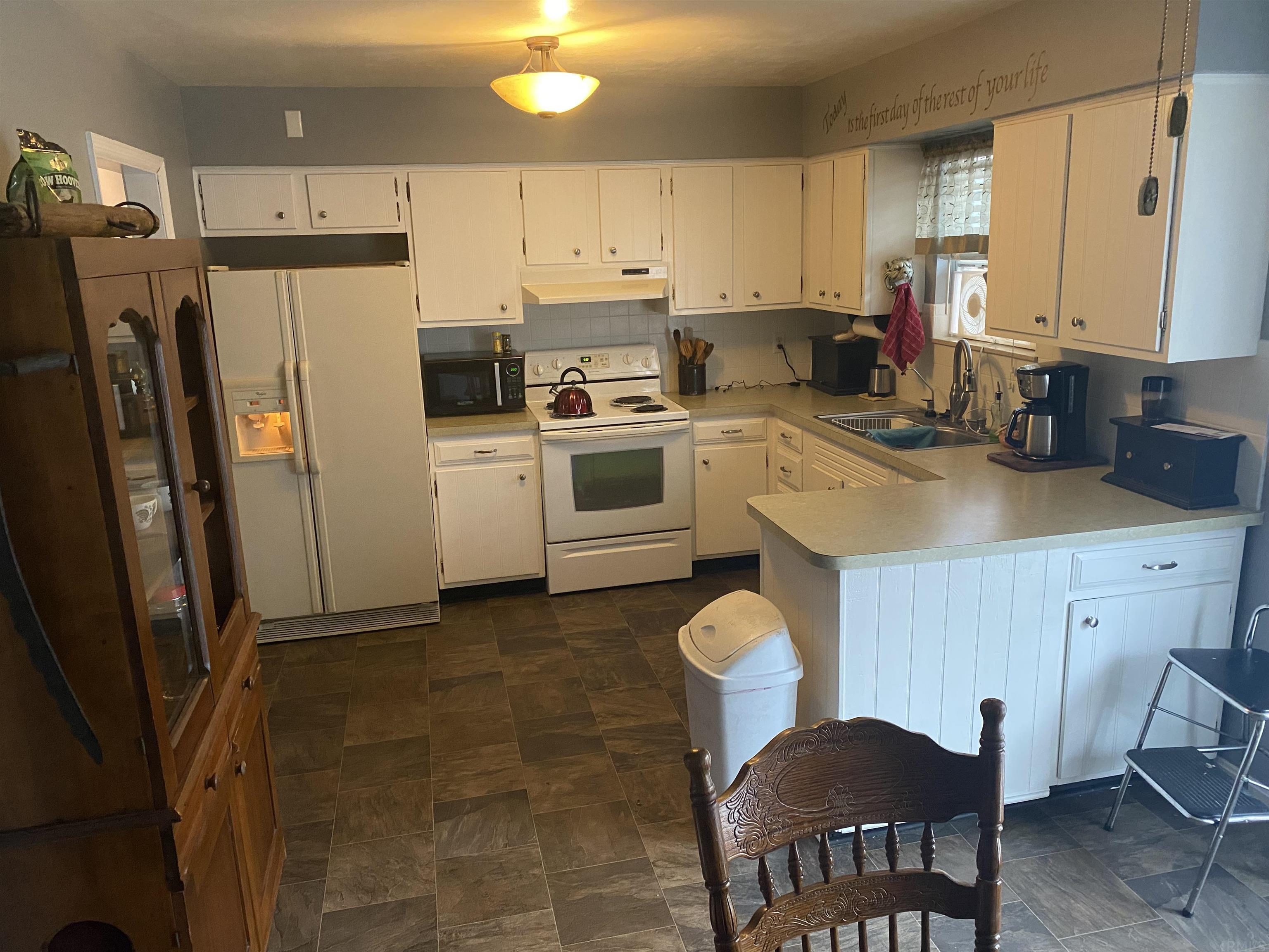 1755 Fuquay Road Newburgh, IN 47630 - Photo 3 of 16 Gallery Image 3
