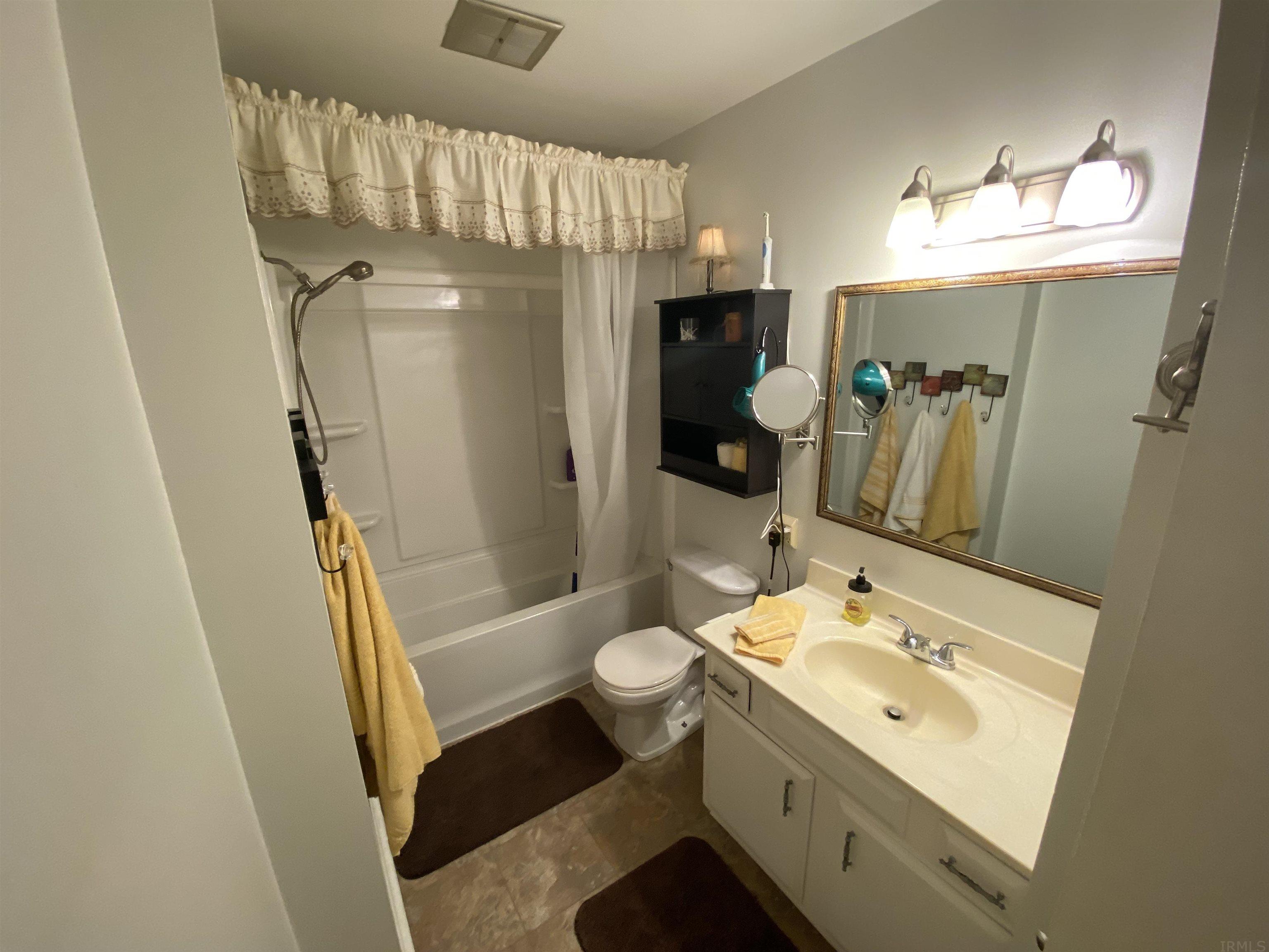 1755 Fuquay Road Newburgh, IN 47630 - Photo 7 of 16 Gallery Image 7