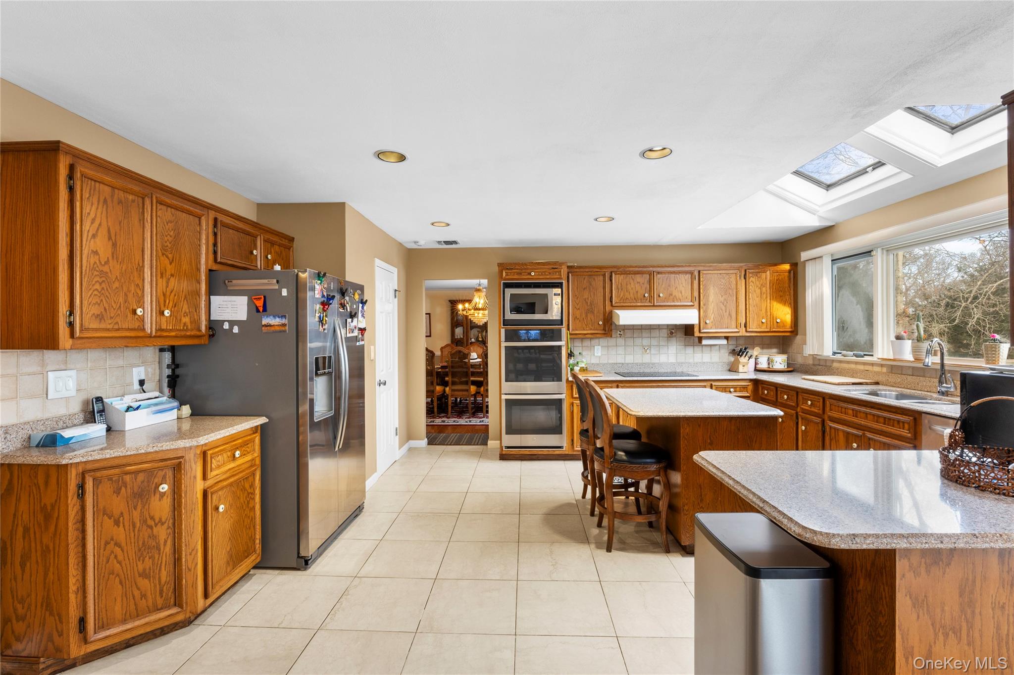 144 Landing Meadow Road Smithtown, NY 11787 - Photo 11 of 45